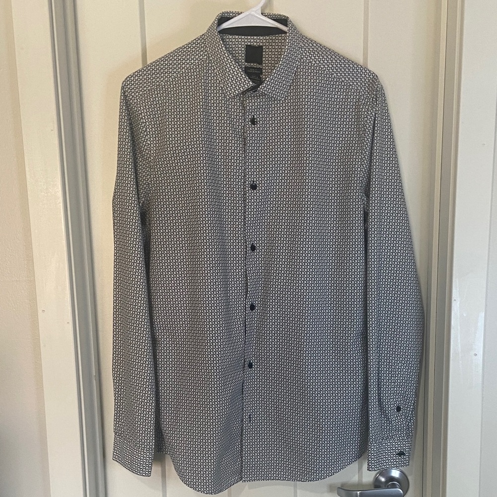 Men's Slim Fit H&M Black and White Patterned Shirt